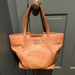 Kelly Wynne animal print leather tote